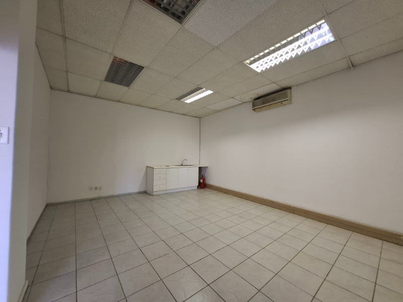 To Let commercial Property for Rent in Maitland Western Cape